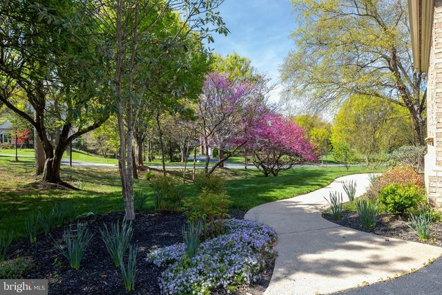 1411 WOODHURST BLVD, Mclean, VA 22102