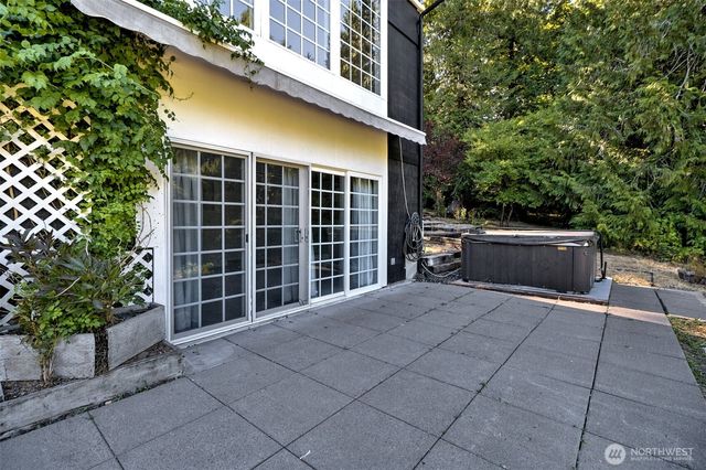6217 Lackey Road NW, Vaughn, WA 98394