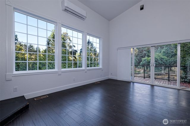 6217 Lackey Road NW, Vaughn, WA 98394