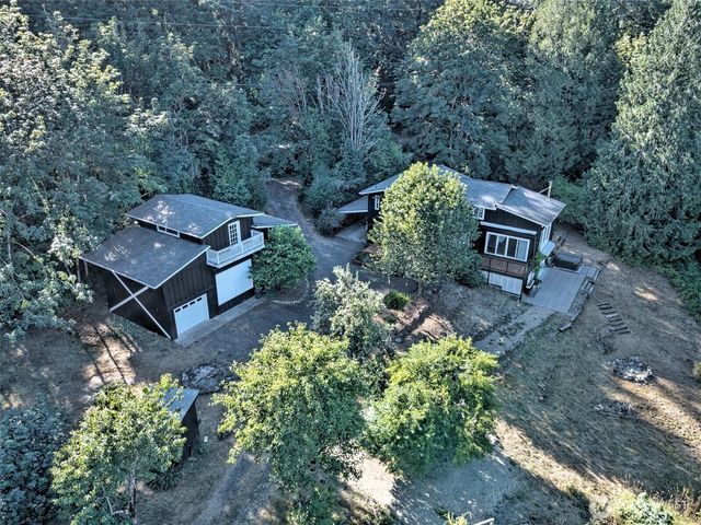 6217 Lackey Road NW, Vaughn, WA 98394