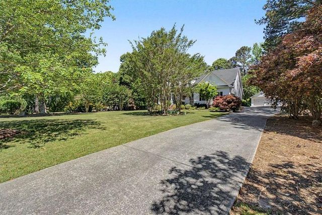 58 Legend Drive, Villa Rica, GA 30180