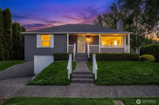 3053 32nd Avenue W, Seattle, WA 98199