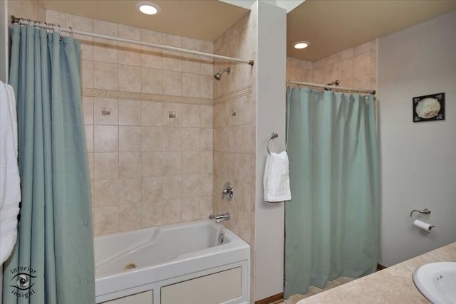 3626 W Nuala Lane, Alsip, IL 60803
