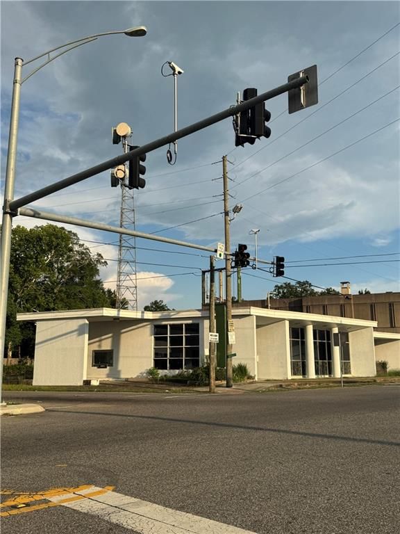 520 Wilson Avenue N, Mobile, AL 36610 — photo 2