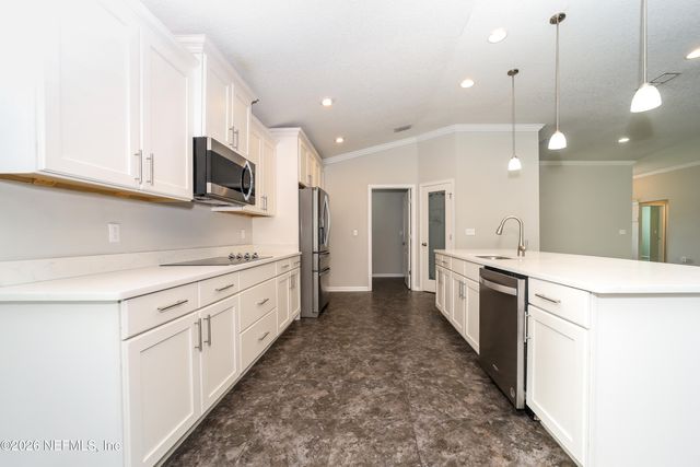 12385 SACHA Road, Jacksonville, FL 32226