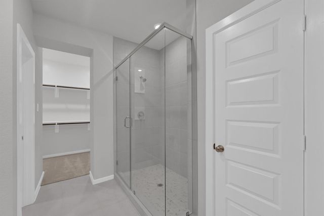 352 Summer Place Drive, Montgomery, TX 77356