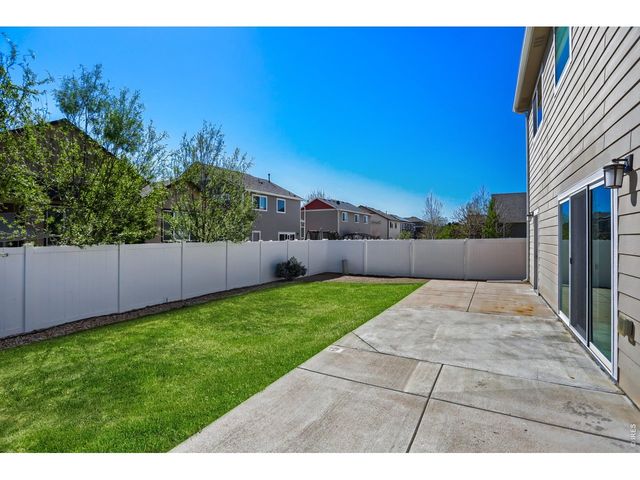 3464 Godwit Dr, Berthoud, CO 80513