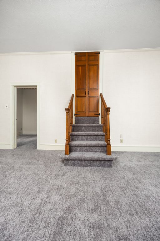 Image 14 of property listing at 605 S Sycamore Street, Centralia, IL 62801