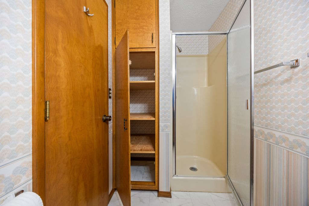 Image 30 of property listing at 605 S Sycamore Street, Centralia, IL 62801