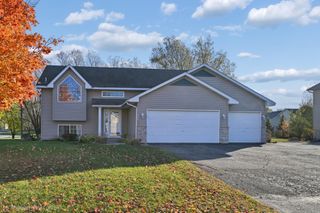 452 Park Circle, Norwood Young America, MN 55368