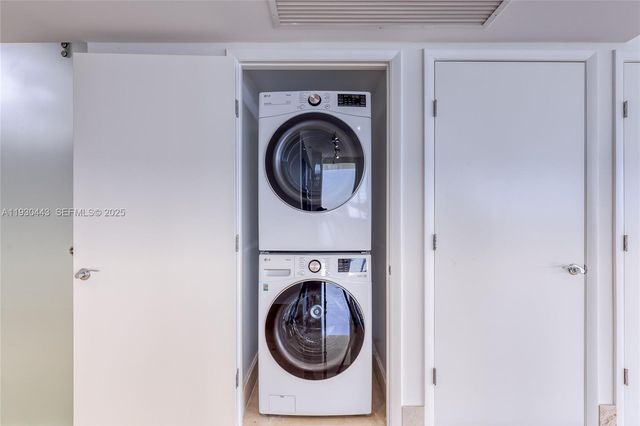 1830 S OCEAN DR 4601, Hallandale Beach, FL 33009