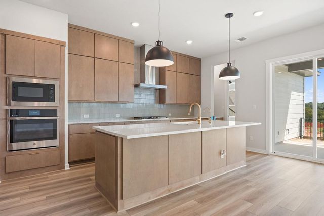 317 McMillian Drive, Liberty Hill, TX 78642