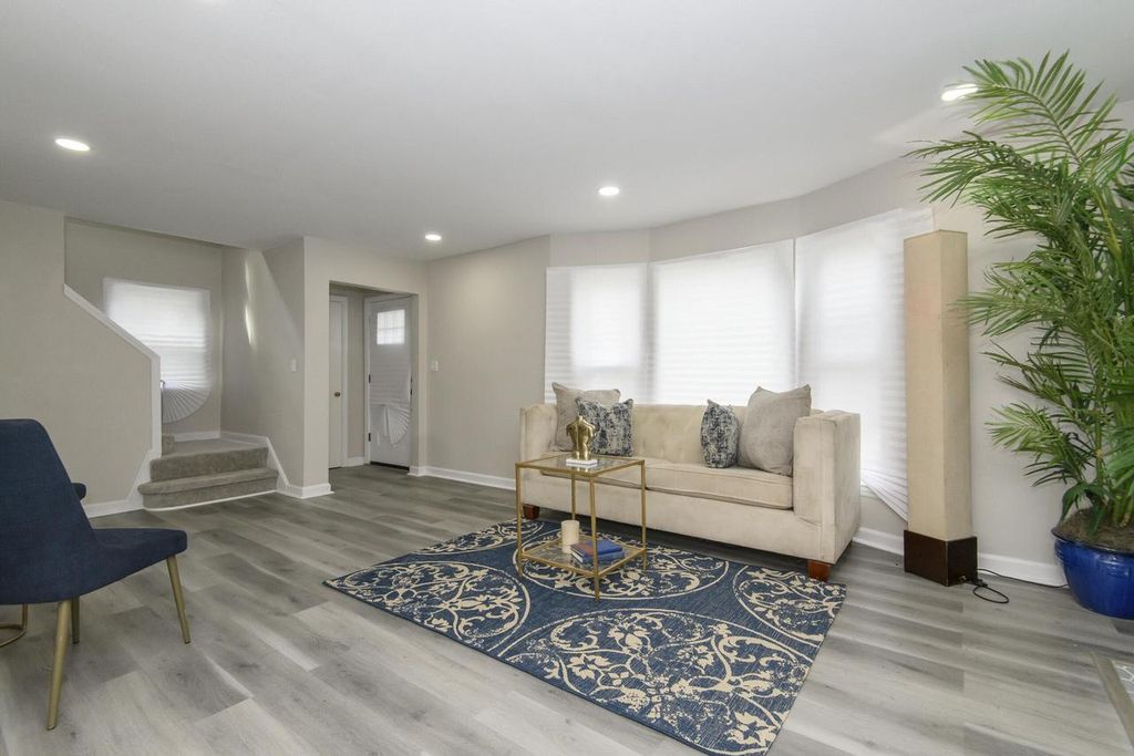 4158 N 17TH STREET, Milwaukee, WI 53209