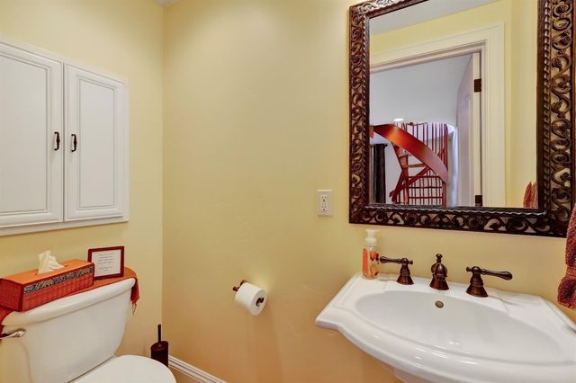 126 Boulder St, Nevada City, CA 95959