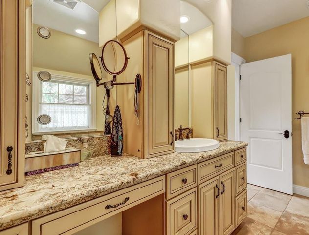 126 Boulder St, Nevada City, CA 95959