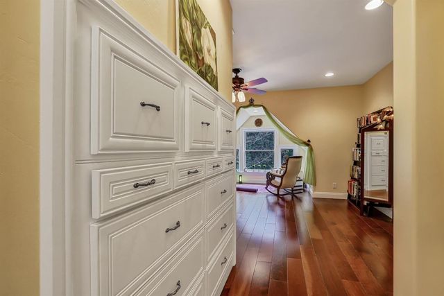 126 Boulder St, Nevada City, CA 95959