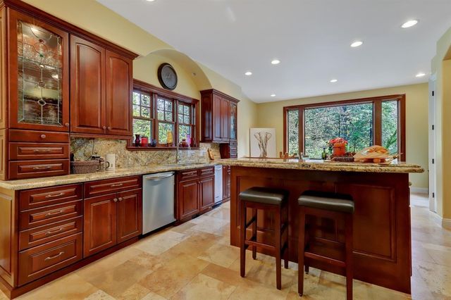 126 Boulder St, Nevada City, CA 95959