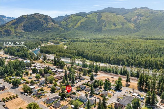 327 Orchard Avenue, Gold Bar, WA 98251