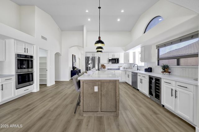 3860 E THORNTON Avenue, Gilbert, AZ 85297