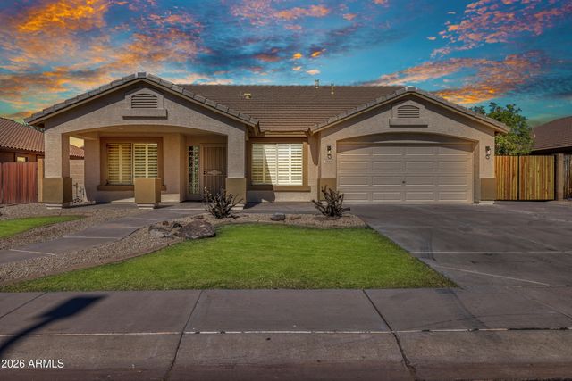 3860 E THORNTON Avenue, Gilbert, AZ 85297