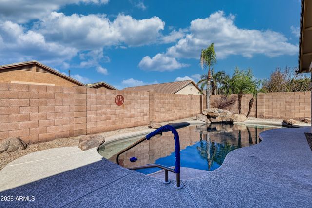 3860 E THORNTON Avenue, Gilbert, AZ 85297