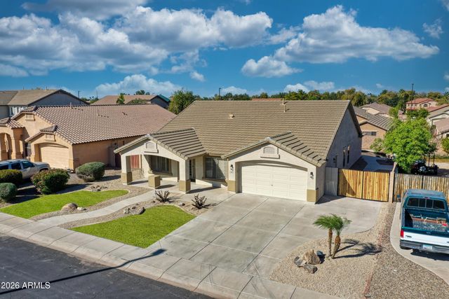 3860 E THORNTON Avenue, Gilbert, AZ 85297