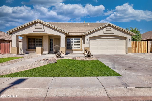 3860 E THORNTON Avenue, Gilbert, AZ 85297