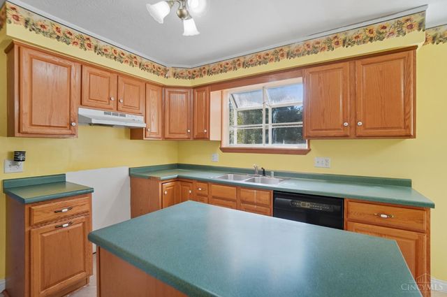 5285 Yeatman Road, Colerain Twp, OH 45252