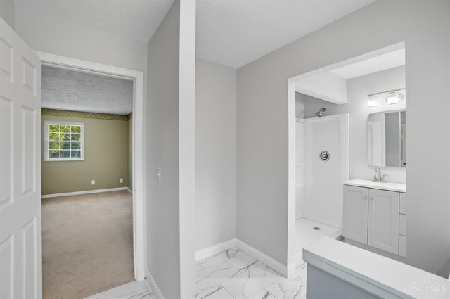 5285 Yeatman Road, Colerain Twp, OH 45252