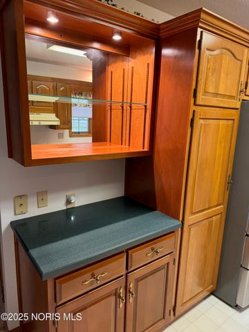 144 Deerfield Circle, Bryan, OH 43506