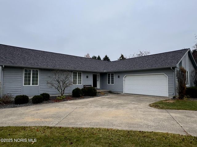 144 Deerfield Circle, Bryan, OH 43506