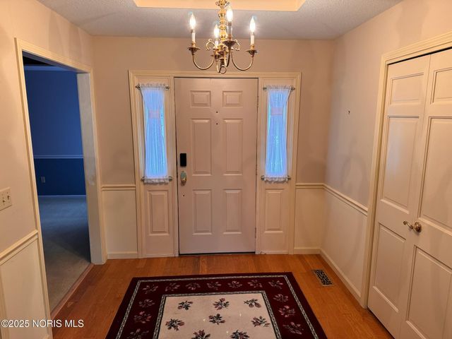 144 Deerfield Circle, Bryan, OH 43506