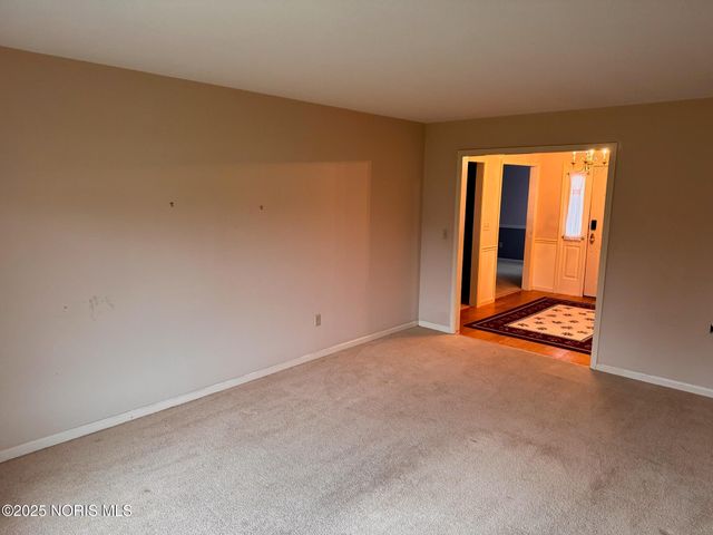 144 Deerfield Circle, Bryan, OH 43506