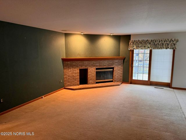 144 Deerfield Circle, Bryan, OH 43506