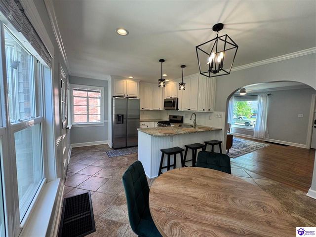3016 Carson Drive, Louisville, KY 40205