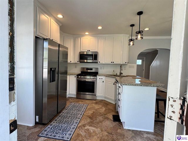 3016 Carson Drive, Louisville, KY 40205