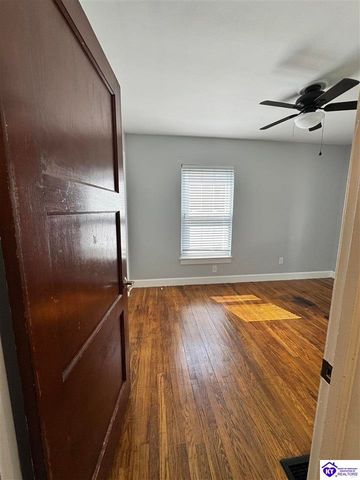 3016 Carson Drive, Louisville, KY 40205