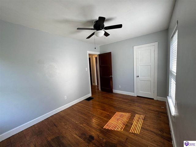 3016 Carson Drive, Louisville, KY 40205