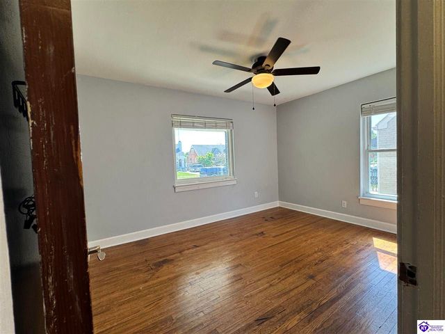 3016 Carson Drive, Louisville, KY 40205