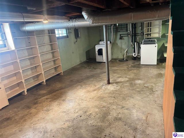 3016 Carson Drive, Louisville, KY 40205