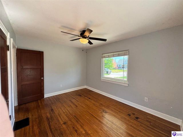 3016 Carson Drive, Louisville, KY 40205