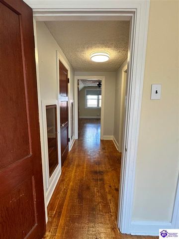 3016 Carson Drive, Louisville, KY 40205