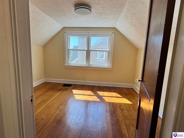 3016 Carson Drive, Louisville, KY 40205