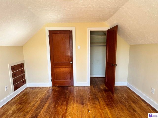3016 Carson Drive, Louisville, KY 40205