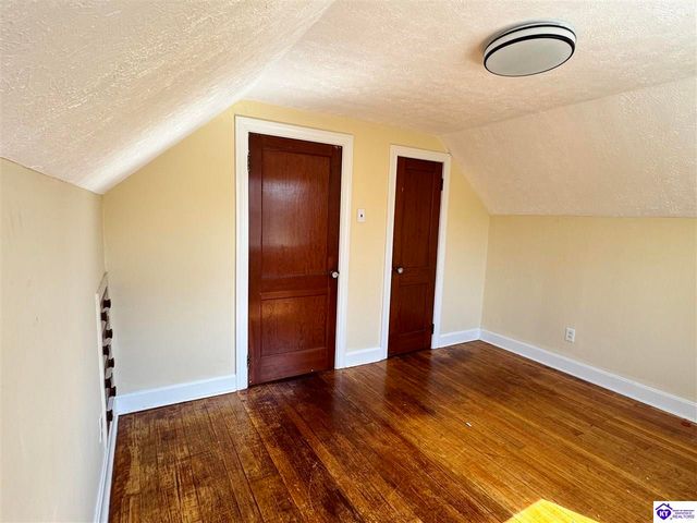 3016 Carson Drive, Louisville, KY 40205