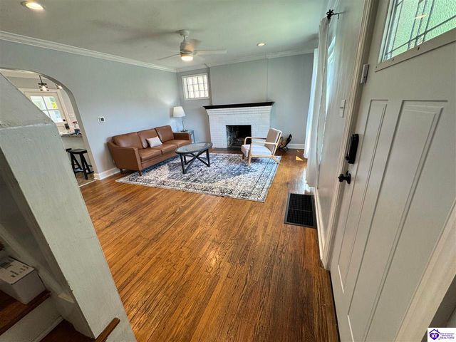 3016 Carson Drive, Louisville, KY 40205