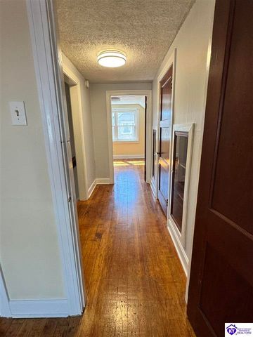3016 Carson Drive, Louisville, KY 40205