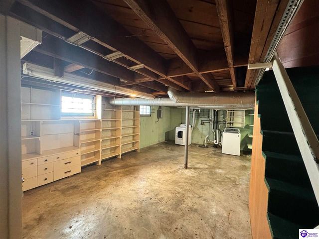 3016 Carson Drive, Louisville, KY 40205