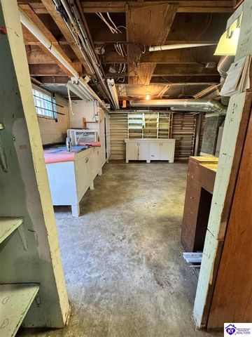 3016 Carson Drive, Louisville, KY 40205