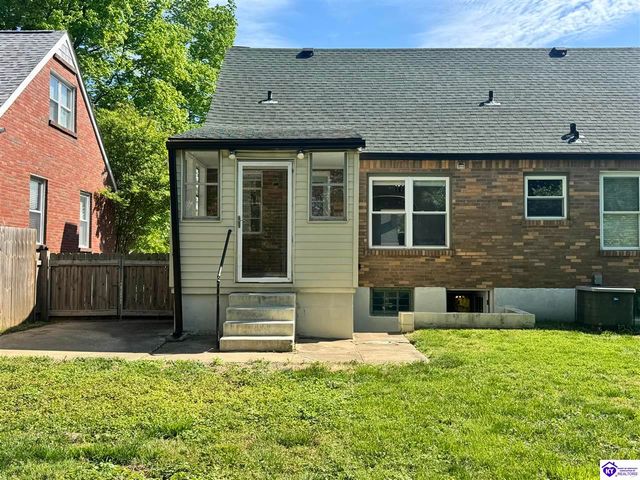 3016 Carson Drive, Louisville, KY 40205